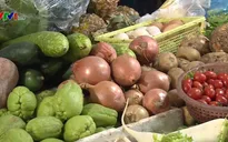 Giá rau, củ, quả giảm mạnh sau Tết