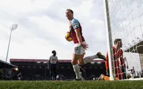 VIDEO Burnley 2-1 Tottenham: Harry Kane trở lại, Gà trống thôi "gáy"