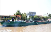 Sóc Trăng: Bắt quả tang đối tượng khai thác cát trái phép trên sông Hậu
