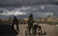 Syria sơ tán dân khỏi thành trì cuối cùng của IS