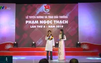 Tuyên dương 37 y, bác sỹ trẻ tiêu biểu nhân Ngày Thầy thuốc Việt Nam