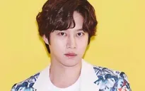 Heechul (Super Junior) giật mình khi đọc tin bản thân bị đồng tính trên báo