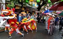 Nhiều tỉnh thành đón đoàn khách du lịch "xông đất"