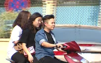 Nhiều người dân Thủ đô du xuân "ngại" đội mũ bảo hiểm