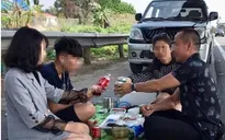 Xử phạt 5 - 6 triệu đồng đối với lái xe tổ chức ăn uống trên cao tốc Nội Bài - Lào Cai