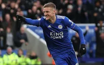 Lập cú đúp vào lưới Fulham, Vardy chạm mốc 100 bàn cho Leicester City