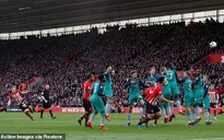 VIDEO Southampton 2-1 Tottenham: Gà trống bị "làm lông"