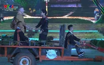 H’Hen Niê ngồi xe công nông, nói tiếng Ê Đê tại khai mạc Lễ hội Cà phê Buôn Ma Thuột 2019