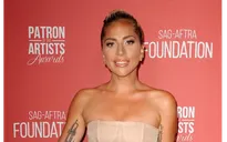 Lady Gaga phủ nhận tin đồn mang thai