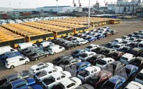 Trung Quốc: Sản lượng công nghiệp tăng thấp nhất 17 năm