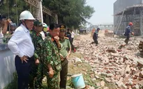 Khẩn trương khắc phục vụ sập tường công trình ở Vĩnh Long