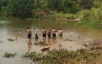 Đi bắt ốc, ba bà cháu bị chết đuối thương tâm