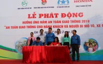 Phát động Năm An toàn giao thông 2019: Ưu tiên cho hành khách và người đi mô tô, xe máy"
