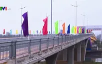 Thông quan cầu Bắc Luân II nối Việt Nam - Trung Quốc