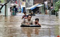 Lũ quét ở miền Đông Indonesia khiến ít nhất 80 người thiệt mạng