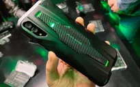 Xiaomi ra smartphone chơi game Black Shark 2 với màn hình cảm ứng lực