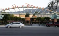 Thâu tóm Fox, Disney sẵn sàng cạnh tranh với Netflix và Amazon