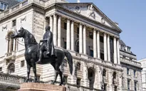 BOE theo bước FED giữ nguyên lãi suất trước thềm Brexit