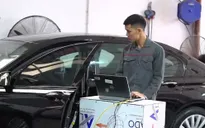 Sửa xe ô tô: Vào hãng hay ra ngoài?