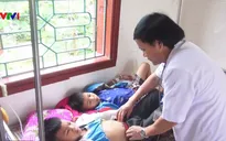 Hàng chục người nhập viện vì ngộ độc sau khi ăn đám giỗ