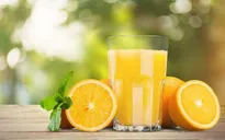 Một ly nước cam mỗi ngày làm giảm nguy cơ đột quỵ chết người