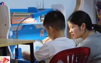 Nên hay không chi tiền cho con học "tiền tiểu học"?
