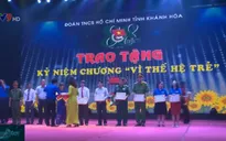 Tuyên dương, trao bằng khen cho hàng chục Bí thư Đoàn giỏi