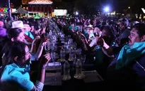 Kỷ lục 1.486 người cùng nếm rượu Tequila