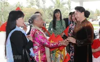 Chủ tịch Quốc hội gặp gỡ cán bộ Đại sứ quán và kiều bào tại Maroc