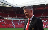 Man Utd ráo riết tìm người "chia lửa" với HLV Solskjaer