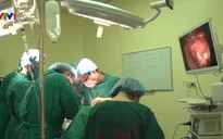 Bác sĩ Nhật phẫu thuật miễn phí cho bệnh nhân nghèo