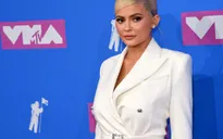 Kylie Jenner trở thành tỷ phú tự thân trẻ nhất thế giới