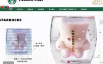 Cốc chân mèo Starbucks khiến giới trẻ Trung Quốc phát cuồng