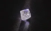 Khai thác viên kim cương "khủng" gần 100 carat tại Nga