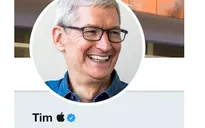 CEO Apple Tim Cook đổi tên thành... Tim Apple