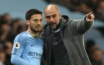 HLV Pep Guardiola được ban tổ chức giải ngoại hạng Anh tôn vinh