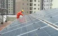 Tiết kiệm tiền điện bằng pin năng lượng mặt trời áp mái
