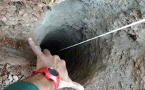 Ấn Độ giải cứu cậu bé khỏi giếng sâu hơn 30 mét