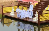 Thái Lan thu thập nước thiêng chuẩn bị cho lễ đăng quang Nhà vua