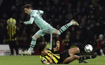 VIDEO: Arsenal trở lại top 4 sau chiến thắng đầy may mắn trước Watford!