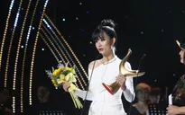 Giải Âm nhạc Cống hiến 2019: Đông Nhi bật khóc nhận giải Ca sĩ của năm