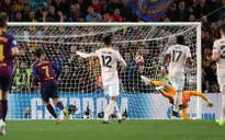 2 huyền thoại nhận định về Liverpool khiến Man Utd đau lòng