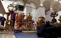 Kho báu ở Nhà thờ Đức Bà chuyển sang bảo tàng Louvre