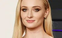 Trò chơi vương quyền phần 8: Sophie Turner tung 'hoả mù' khiến fan bấn loạn
