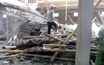 Sập giàn giáo công trình tại Nam Định, 1 người thiệt mạng