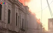 Cháy lớn tại một nhà kho ở TP Lima, Peru