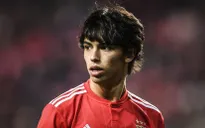 Man Utd cử chuyên gia riêng "xem giò" siêu sao 19 tuổi