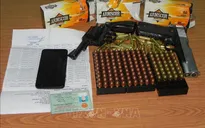 Bắt đối tượng vận chuyển súng, đạn quân dụng trái phép