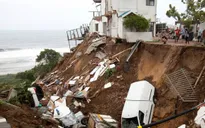 Bão Kenneth đổ bộ Mozambique với sức gió lên tới 220 km/h