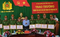 Đồng Tháp: Bắt vụ vận chuyển 15kg ma túy đá